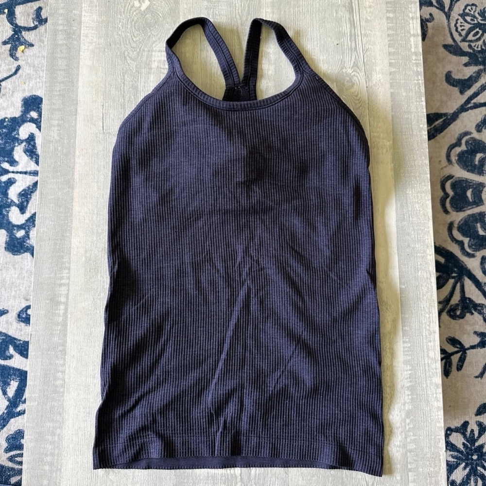 Lululemon Ebb to Street tank